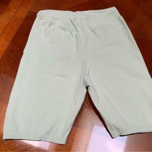 Wilfred shorts. Size large. Cotton with stretch. Mint green. Good condition.